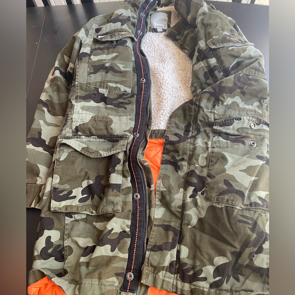 Bench winter coat - Picture 2 of 5